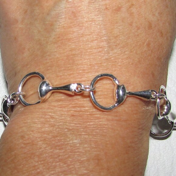 Silver Horsebit Styled Bracelet – NEW - Picture 7 of 8